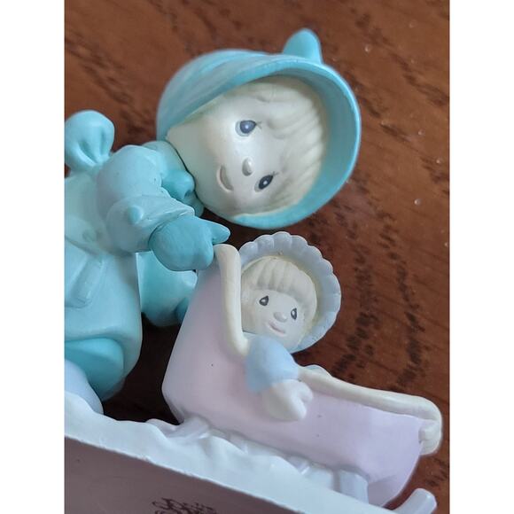 Vintage Precious Moments Resin Plastic Holidays Sculptures Figurines Lot of 4 - Picture 11 of 16